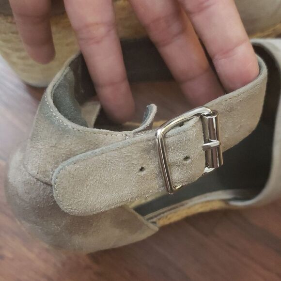 Stuart Weitzman Grey Chic Feminine Summer Suede Wedge Platform Sandals Size 7 - Picture 6 of 12